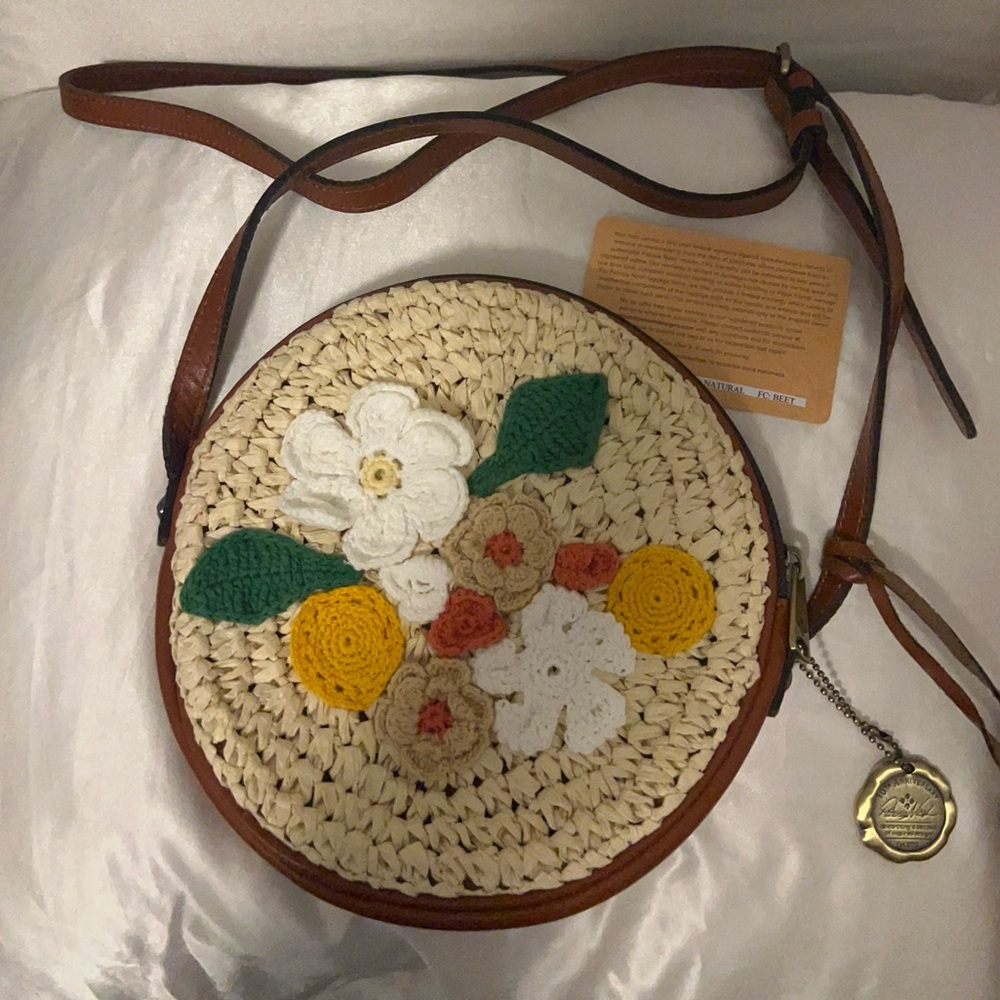 New Patricia Nash 
Satchel CROSS BODY Woven Raffia & Leather Crochet Flowers